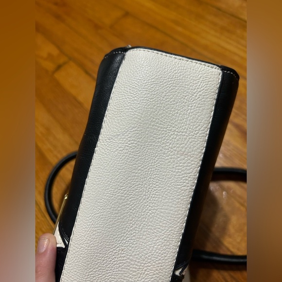 Steve Madden Black and White Purse Handles and Crossbody - Picture 11 of 14